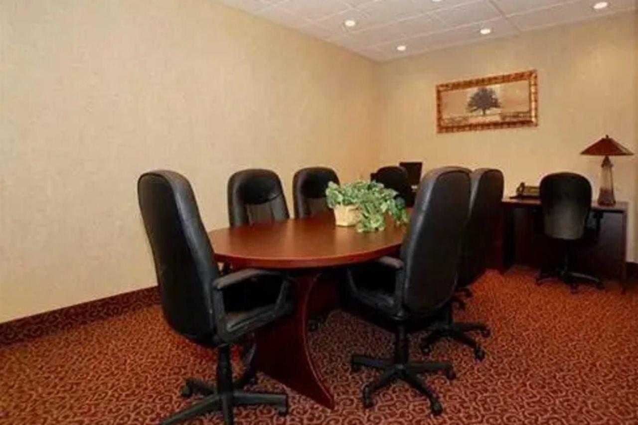 Comfort Suites Lake George - Queensbury المظهر الخارجي الصورة