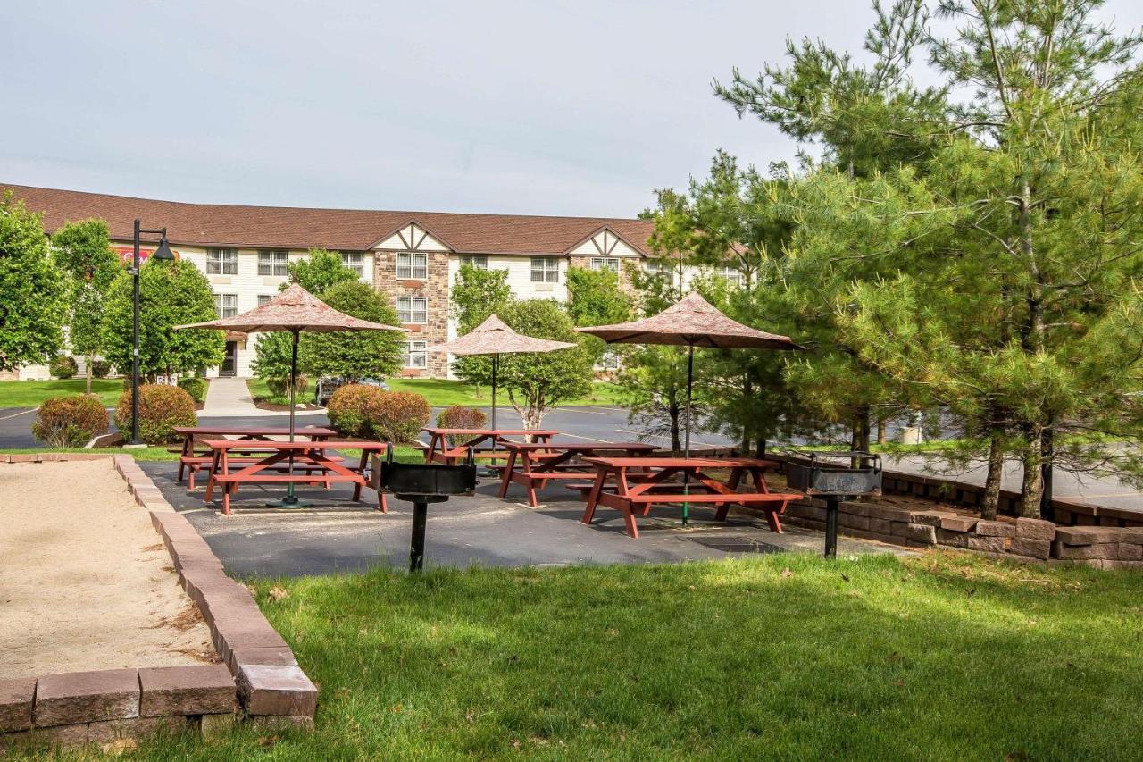 Comfort Suites Lake George - Queensbury المظهر الخارجي الصورة