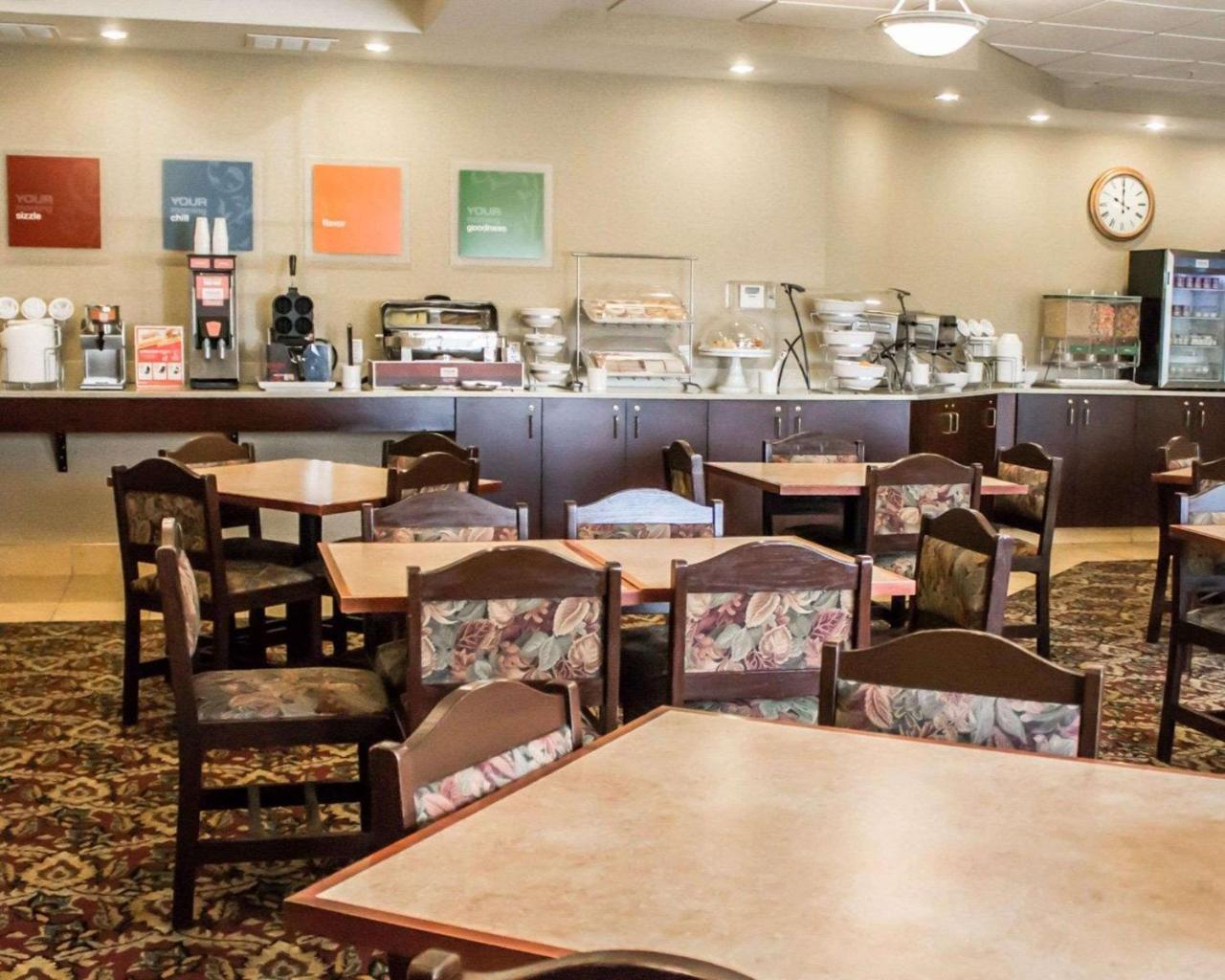 Comfort Suites Lake George - Queensbury المظهر الخارجي الصورة