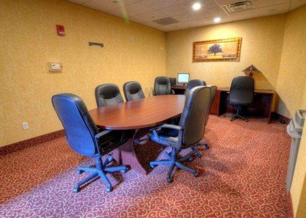 Comfort Suites Lake George - Queensbury المظهر الخارجي الصورة