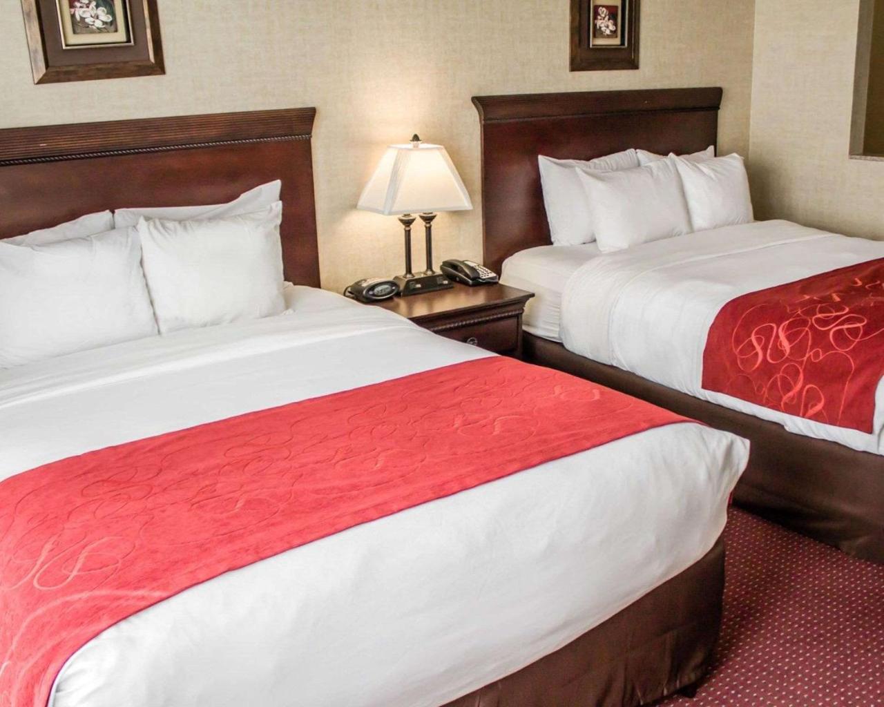 Comfort Suites Lake George - Queensbury المظهر الخارجي الصورة